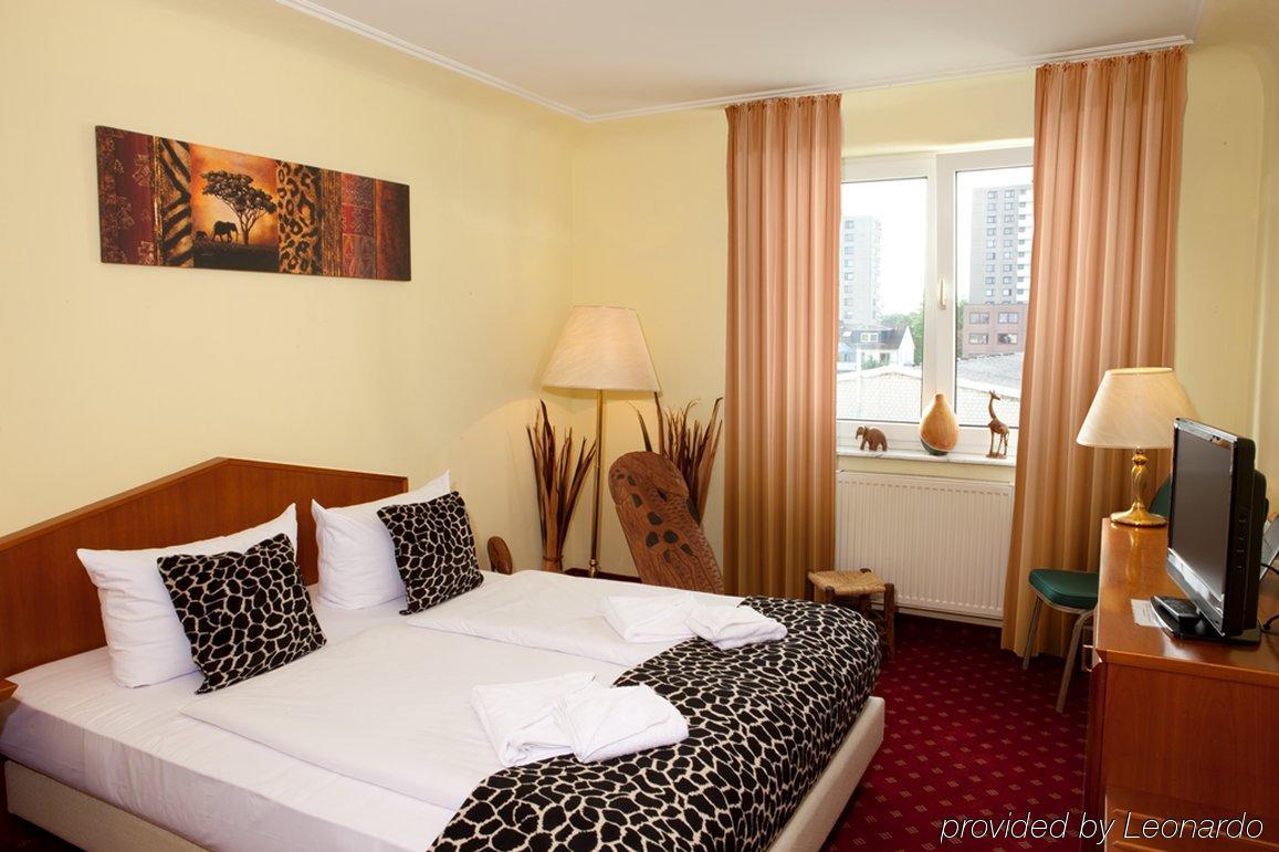 Hotel Comfort Frankfurt Airport 3*